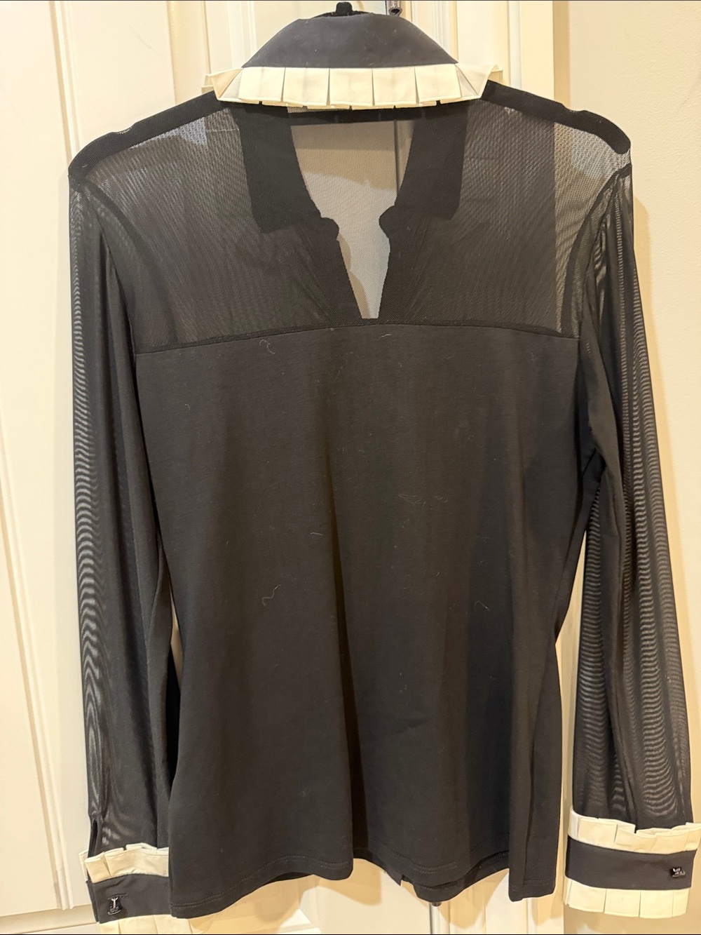 Anne Fontaine Black Blouse with White Trim - Picture 4 of 6